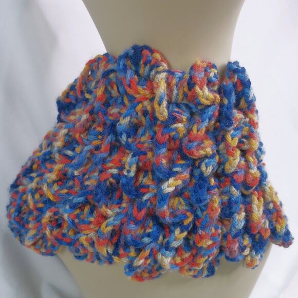 Crochet Dragon Scale Cowl Hand Crafted Crocodile Stitch Scarf Colorful Yarn NEW - Picture 3 of 11